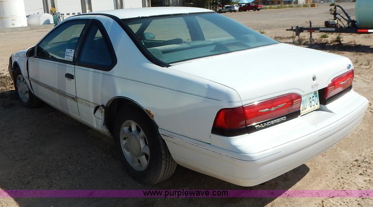 image for item J6436 1993 Ford Thunderbird LX