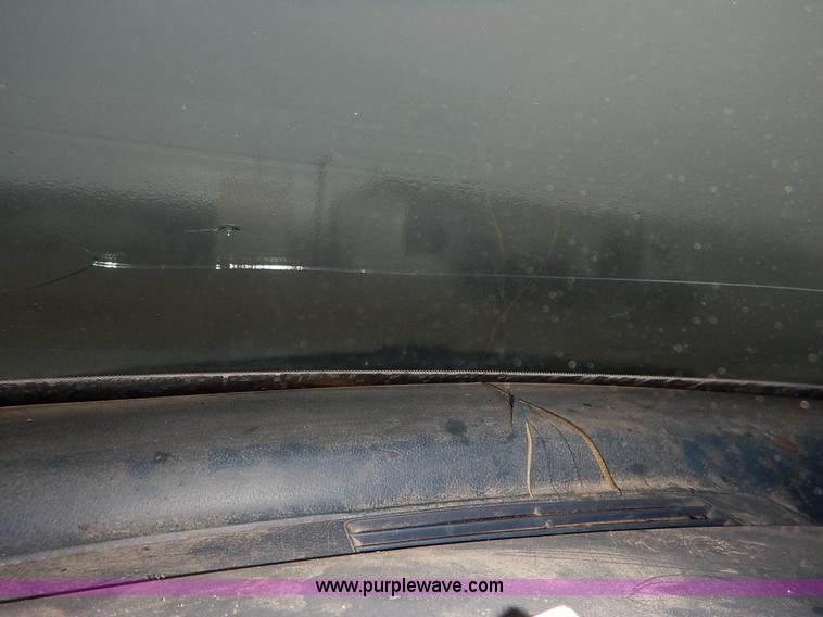 image for item J6436 1993 Ford Thunderbird LX