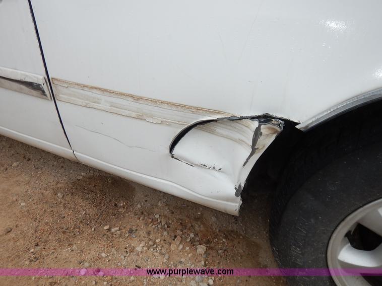 image for item J6436 1993 Ford Thunderbird LX