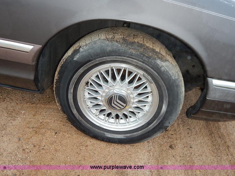 image for item J6437 1992 Mercury Grand Marquis LS