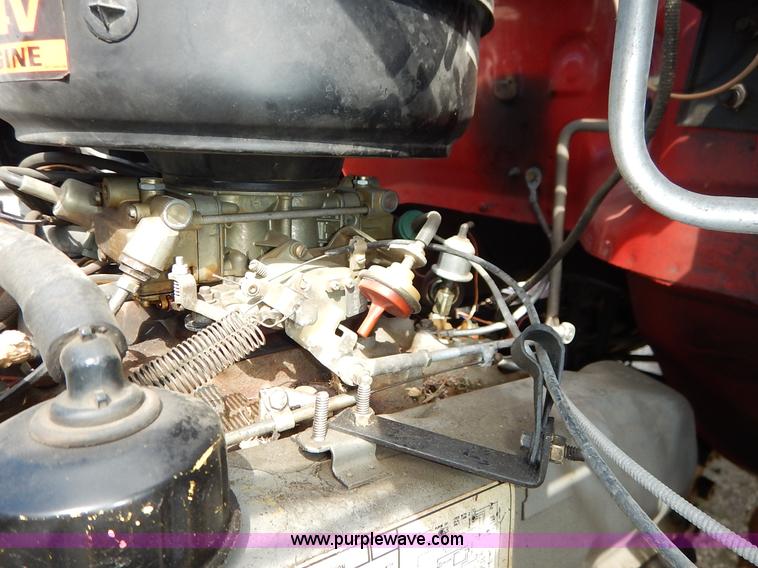 image for item J6439 1985 Ford F700 fire truck