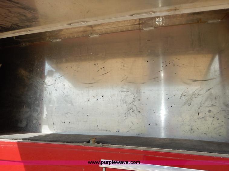 image for item J6439 1985 Ford F700 fire truck