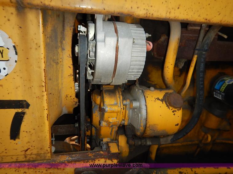 image for item J6455 1978 Ford 5600 Tiger Special tractor