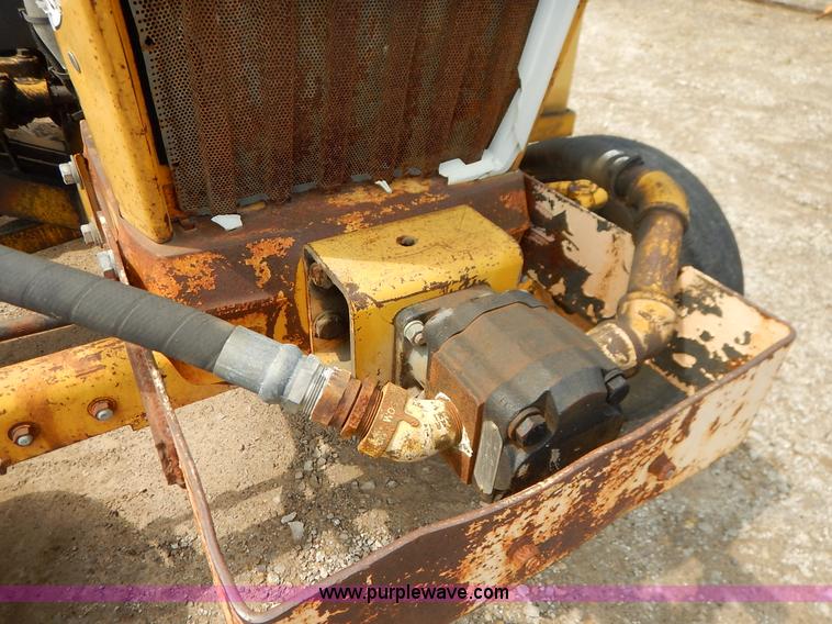 image for item J6455 1978 Ford 5600 Tiger Special tractor