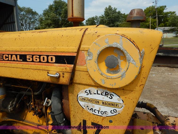 image for item J6455 1978 Ford 5600 Tiger Special tractor