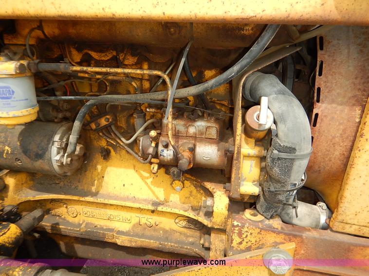 image for item J6455 1978 Ford 5600 Tiger Special tractor