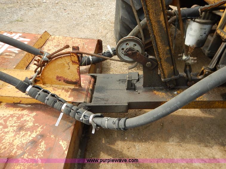 image for item J6455 1978 Ford 5600 Tiger Special tractor