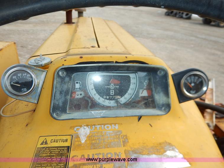 image for item J6455 1978 Ford 5600 Tiger Special tractor