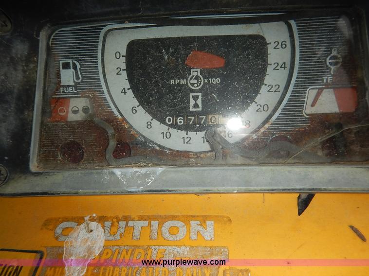 image for item J6455 1978 Ford 5600 Tiger Special tractor