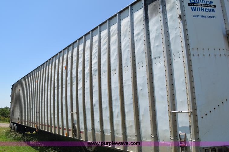 image for item J6590 2002 Guthrie Wilkens live bottom trailer