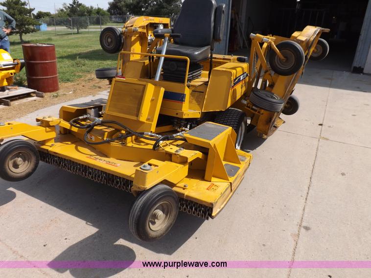 image for item J6848 Hustler 4600 Rangewing ZTR lawn mower