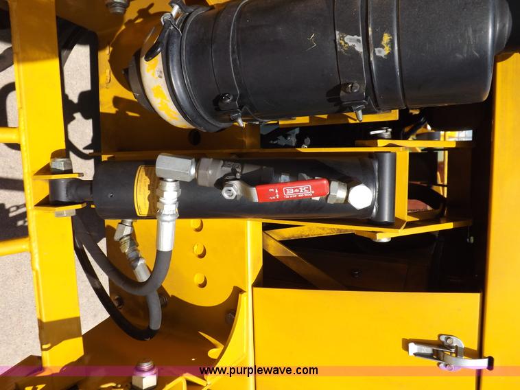 image for item J6848 Hustler 4600 Rangewing ZTR lawn mower