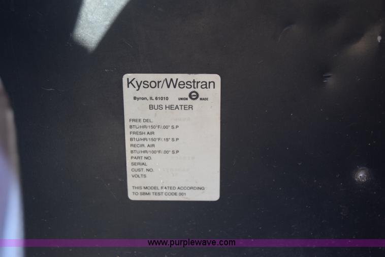 image for item J8109 1995 Chevrolet Bluebird school bus