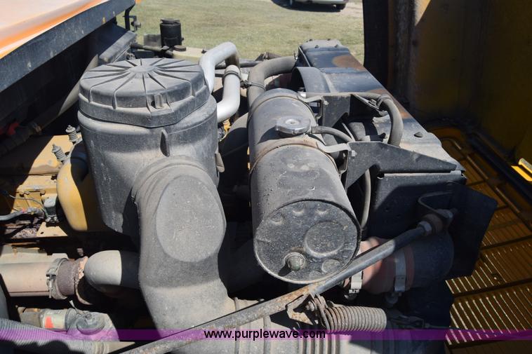 image for item J8109 1995 Chevrolet Bluebird school bus