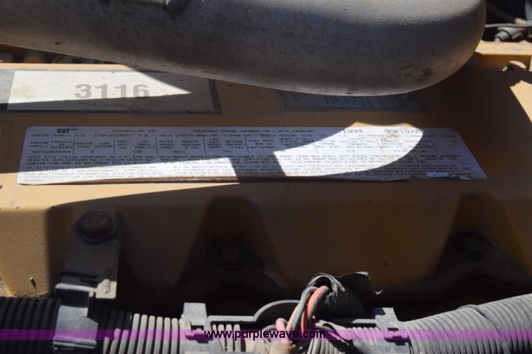 image for item J8109 1995 Chevrolet Bluebird school bus