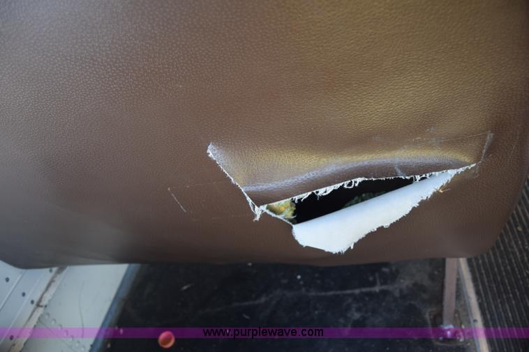 image for item J8109 1995 Chevrolet Bluebird school bus