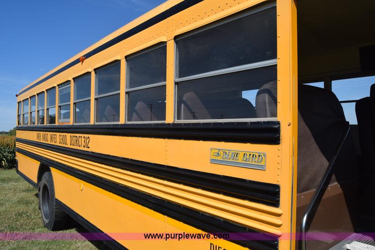 image for item J8109 1995 Chevrolet Bluebird school bus