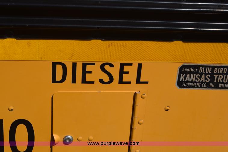 image for item J8109 1995 Chevrolet Bluebird school bus