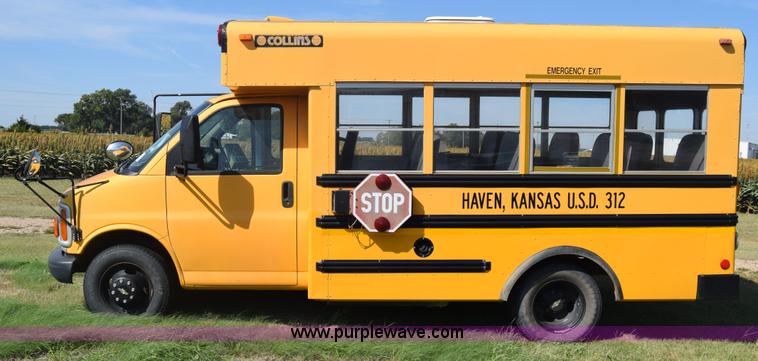 image for item J8110 1999 Chevrolet Express 3500 Cargo school bus