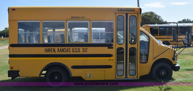 image for item J8110 1999 Chevrolet Express 3500 Cargo school bus