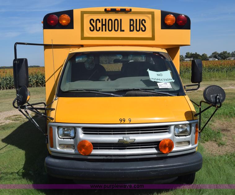 image for item J8110 1999 Chevrolet Express 3500 Cargo school bus