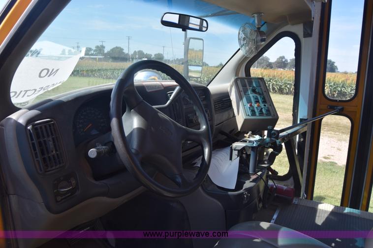 image for item J8110 1999 Chevrolet Express 3500 Cargo school bus