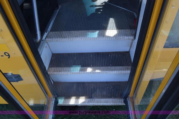 image for item J8110 1999 Chevrolet Express 3500 Cargo school bus