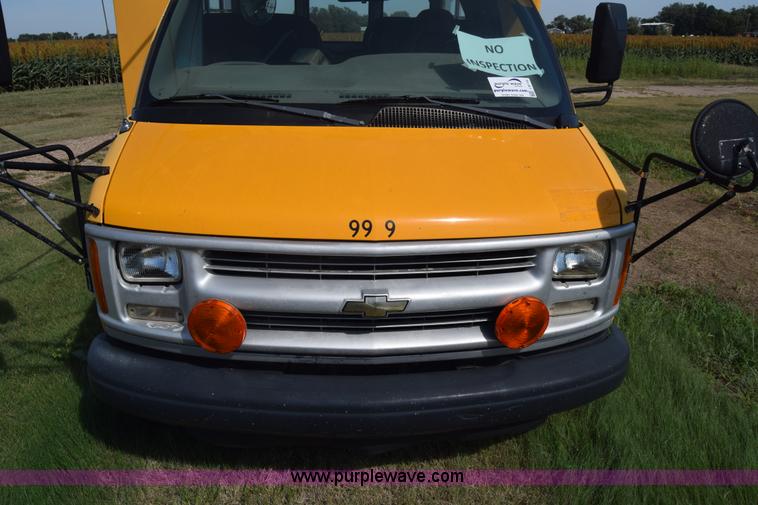 image for item J8110 1999 Chevrolet Express 3500 Cargo school bus