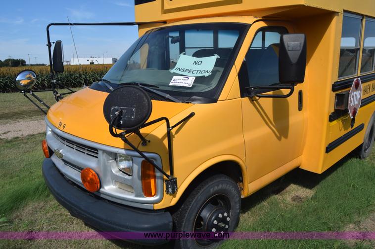 image for item J8110 1999 Chevrolet Express 3500 Cargo school bus