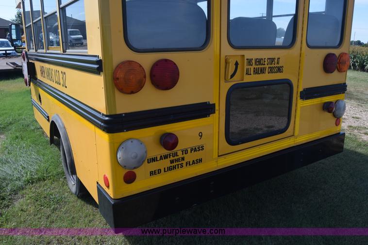 image for item J8110 1999 Chevrolet Express 3500 Cargo school bus