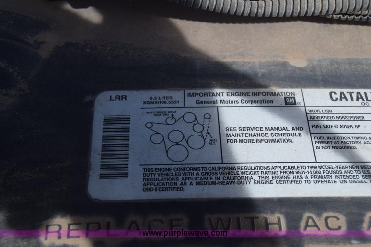 image for item J8110 1999 Chevrolet Express 3500 Cargo school bus