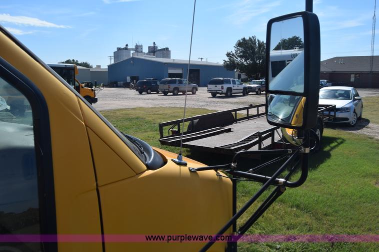 image for item J8110 1999 Chevrolet Express 3500 Cargo school bus