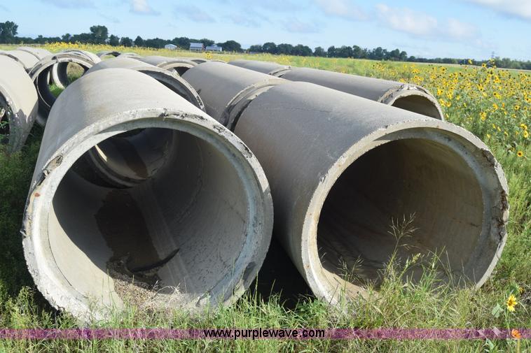 image for item J8121 Concrete culverts