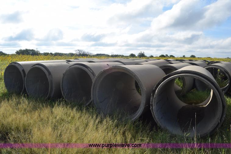 image for item J8121 Concrete culverts