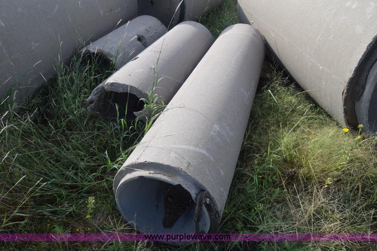image for item J8121 Concrete culverts