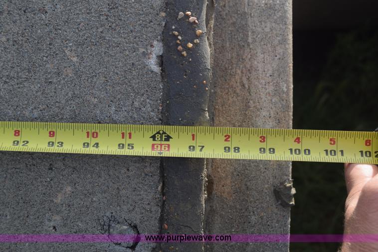 image for item J8121 Concrete culverts