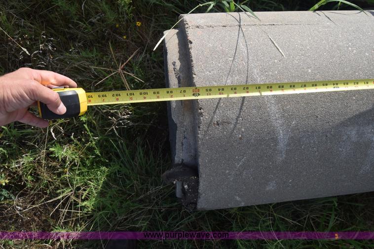 image for item J8121 Concrete culverts