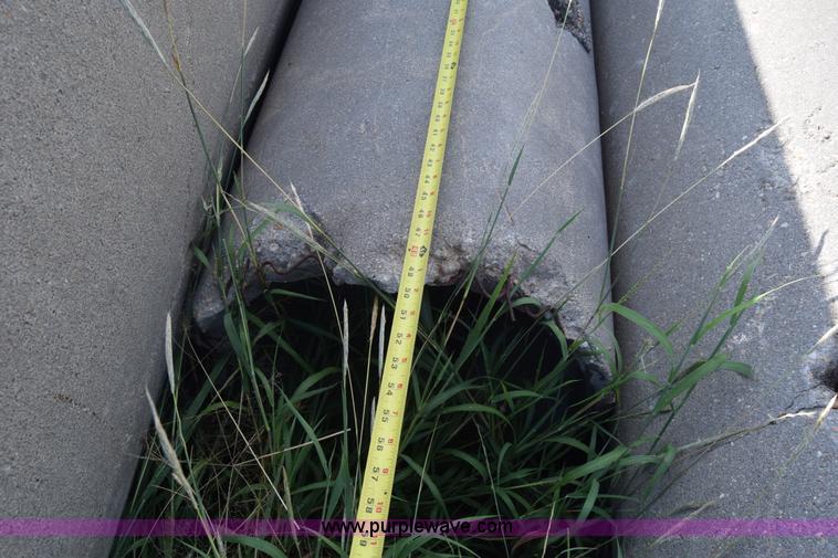 image for item J8121 Concrete culverts