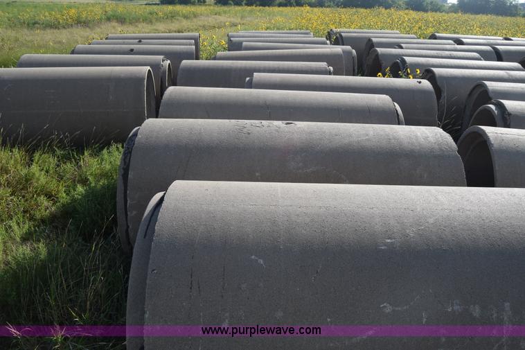 image for item J8121 Concrete culverts