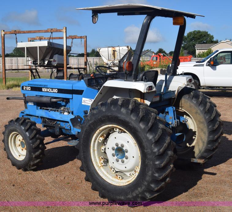 image for item J8122 New Holland 2120 tractor