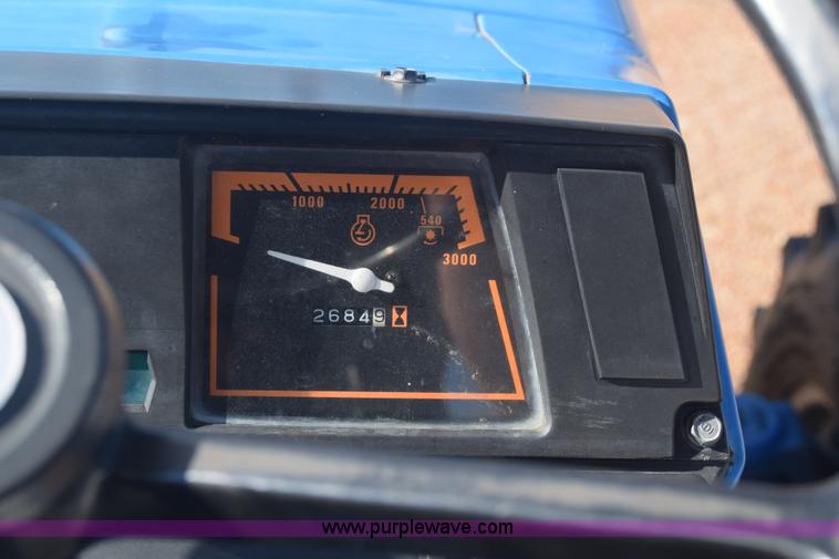 image for item J8122 New Holland 2120 tractor