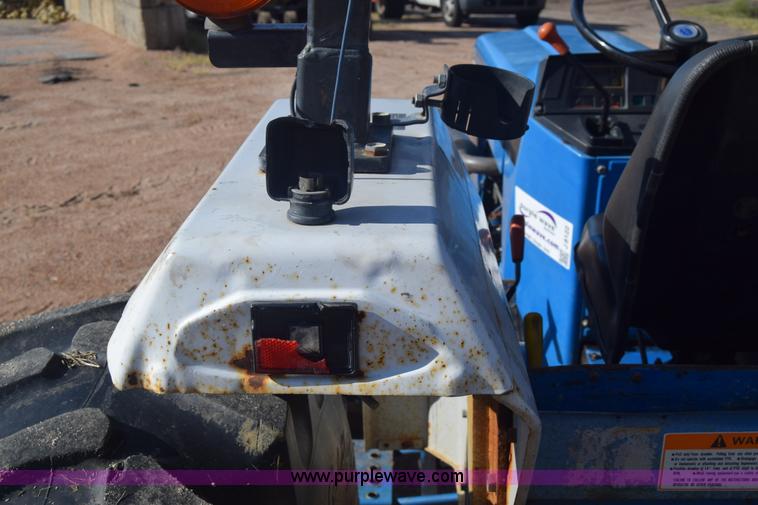 image for item J8122 New Holland 2120 tractor