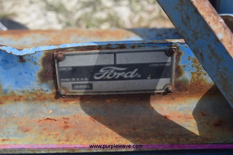 image for item J8124 Ford 917 flail mower