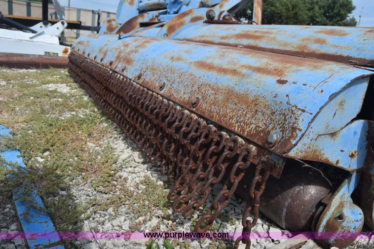 image for item J8124 Ford 917 flail mower