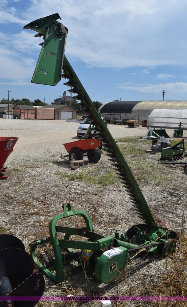 image for item J8125 John Deere 350 sickle mower