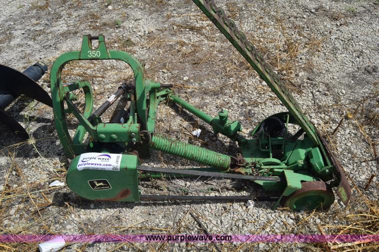 image for item J8125 John Deere 350 sickle mower
