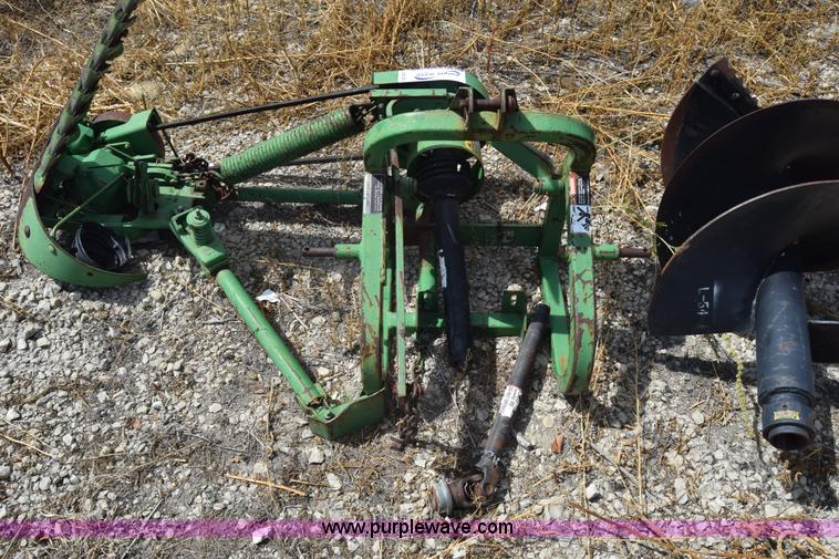 image for item J8125 John Deere 350 sickle mower