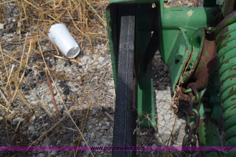 image for item J8125 John Deere 350 sickle mower