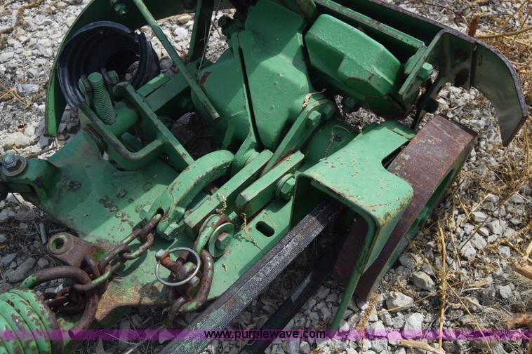 image for item J8125 John Deere 350 sickle mower