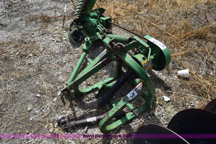 image for item J8125 John Deere 350 sickle mower